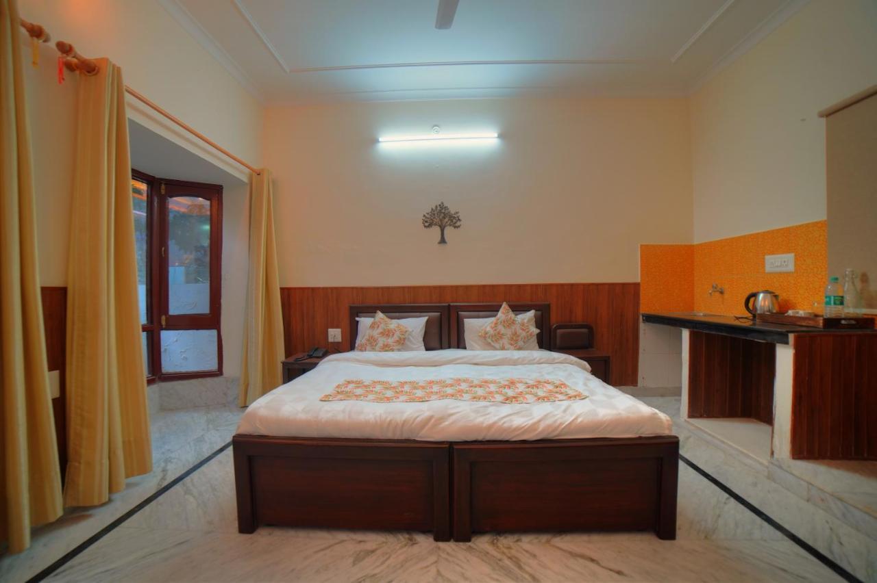 Yogved Hospitality & Resort Rishīkesh Esterno foto