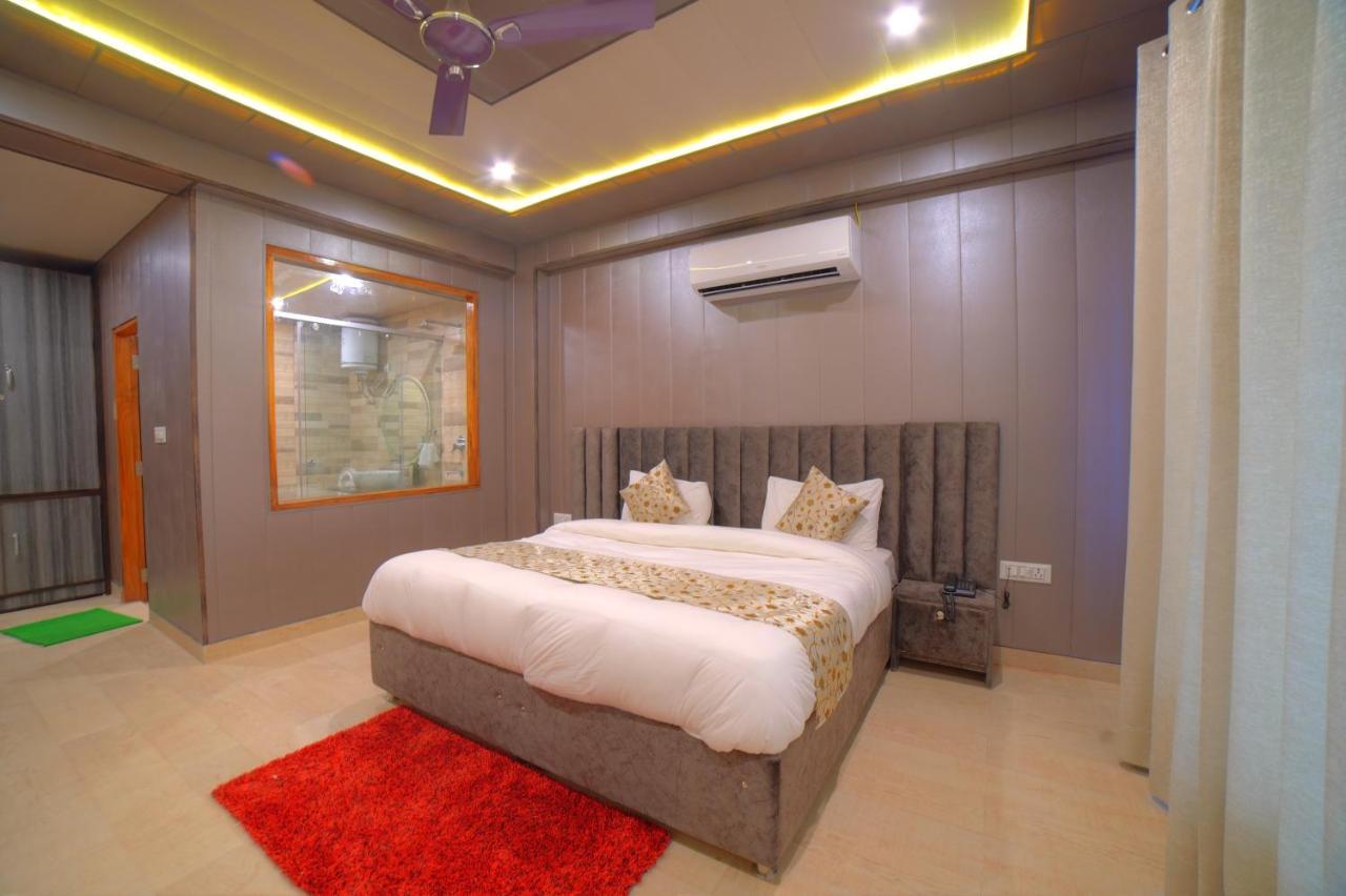 Yogved Hospitality & Resort Rishīkesh Esterno foto