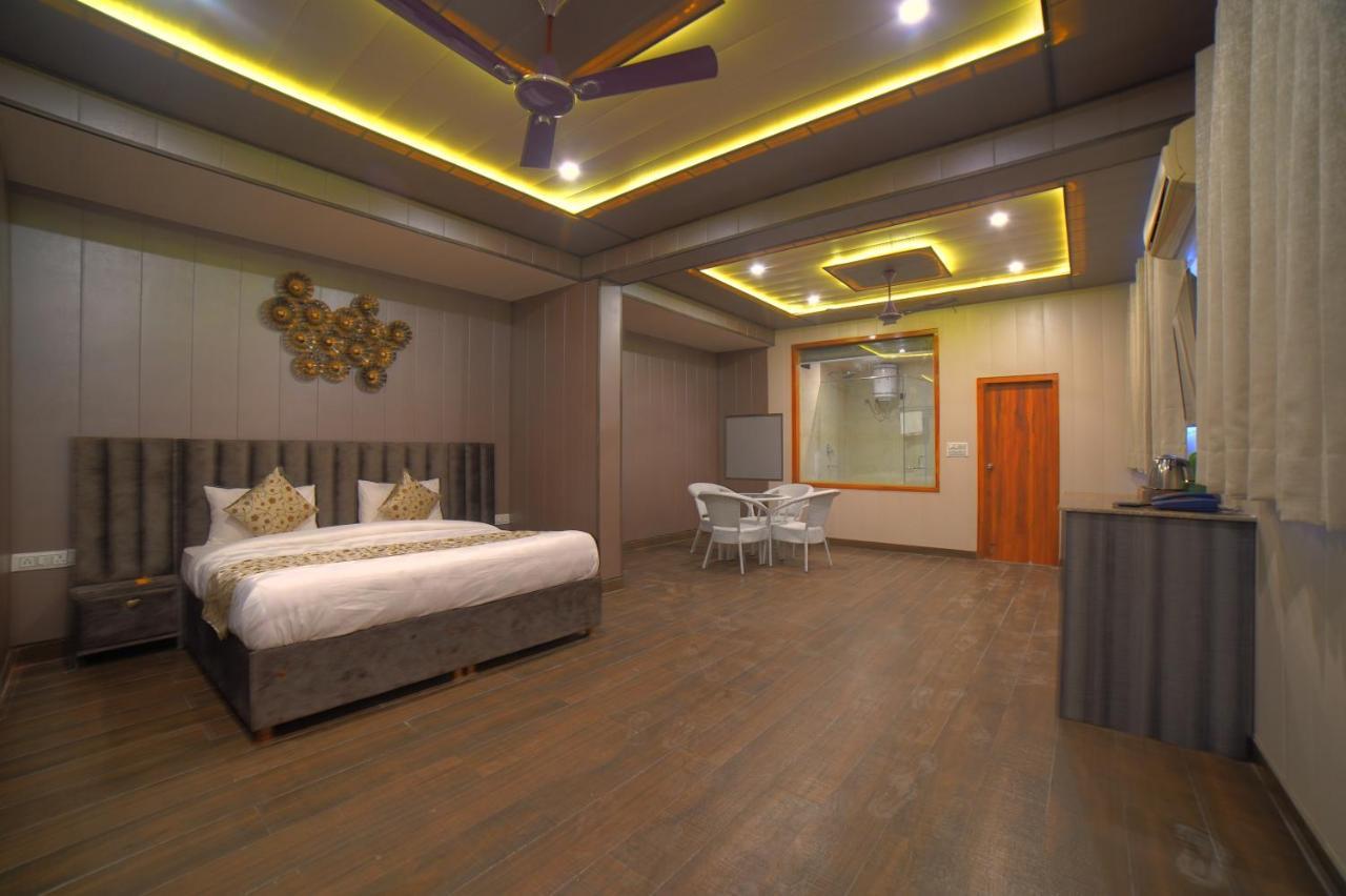 Yogved Hospitality & Resort Rishīkesh Esterno foto