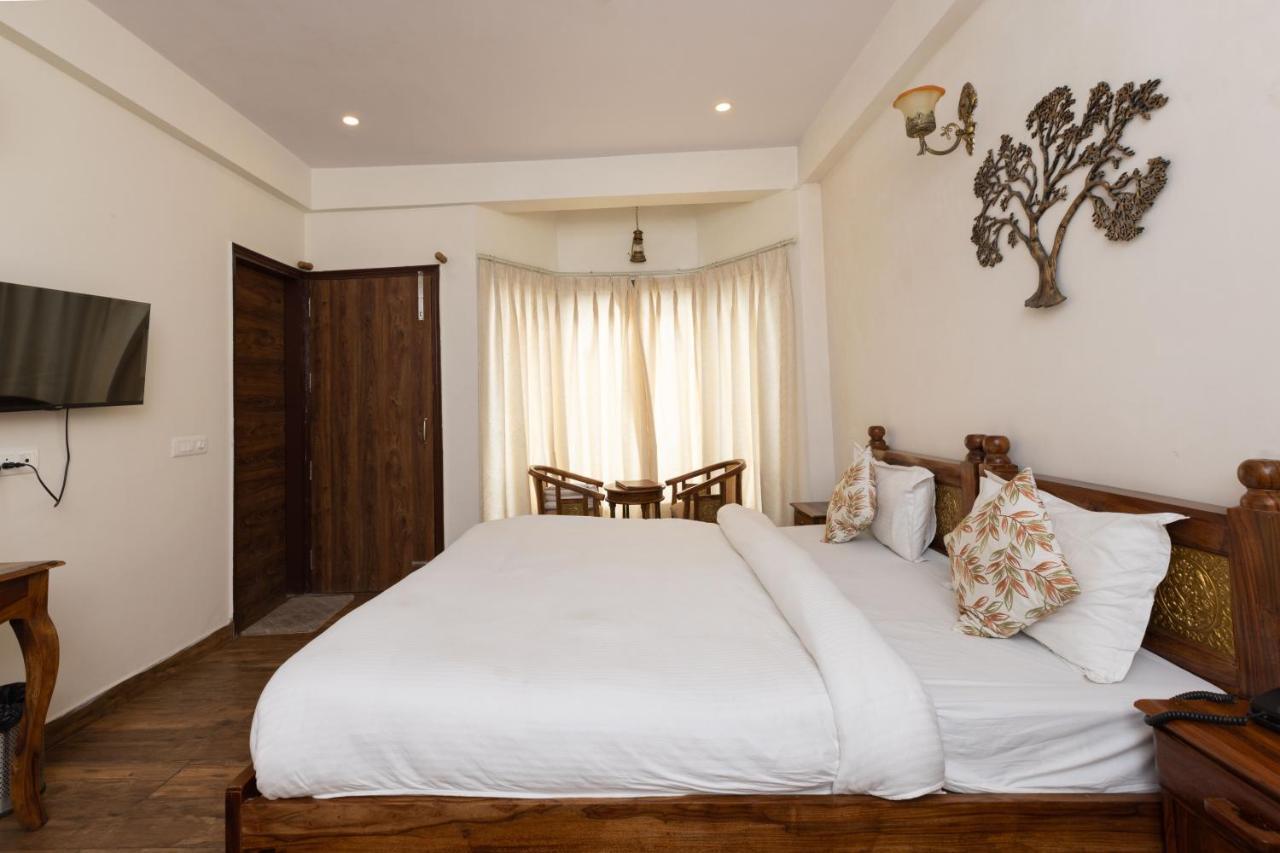 Yogved Hospitality & Resort Rishīkesh Esterno foto